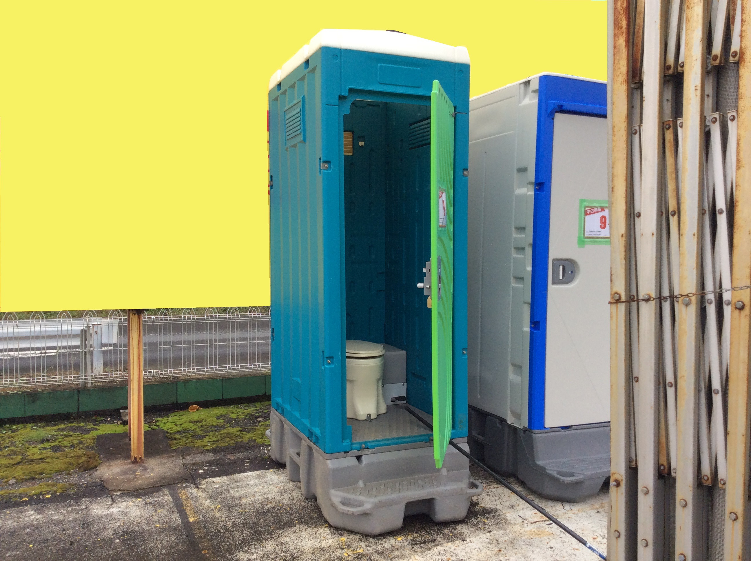 仮設トイレ()沖縄県うるま市 - 沖縄県の家電