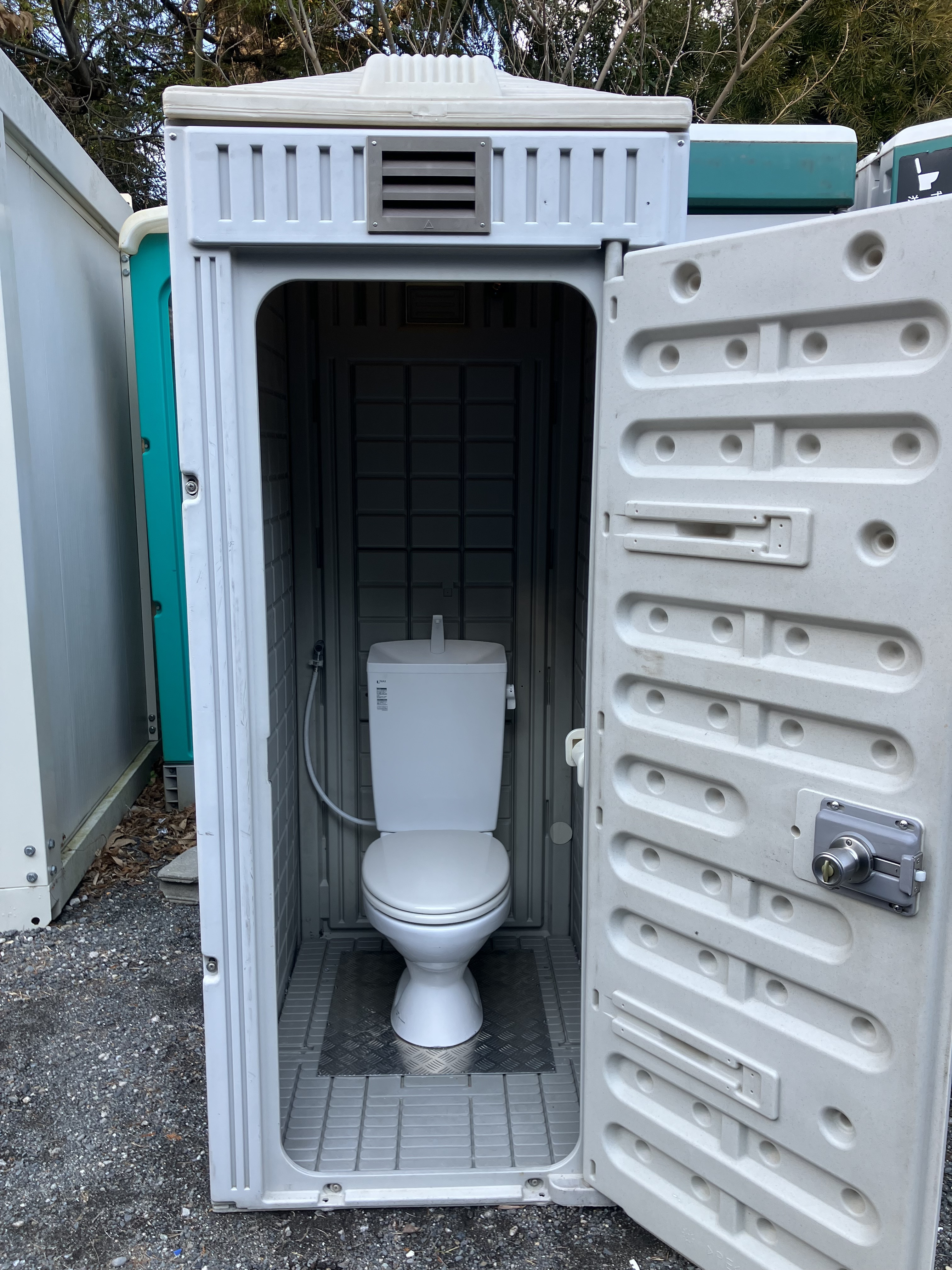 中古【仮設トイレ】UX1_ 2037洋式水洗 仮設トイレ 格安で♪①「あっと 